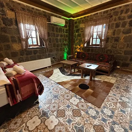 Bakoglu Konagi * Trabzon