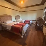 Apartment Bakoglu Konagi